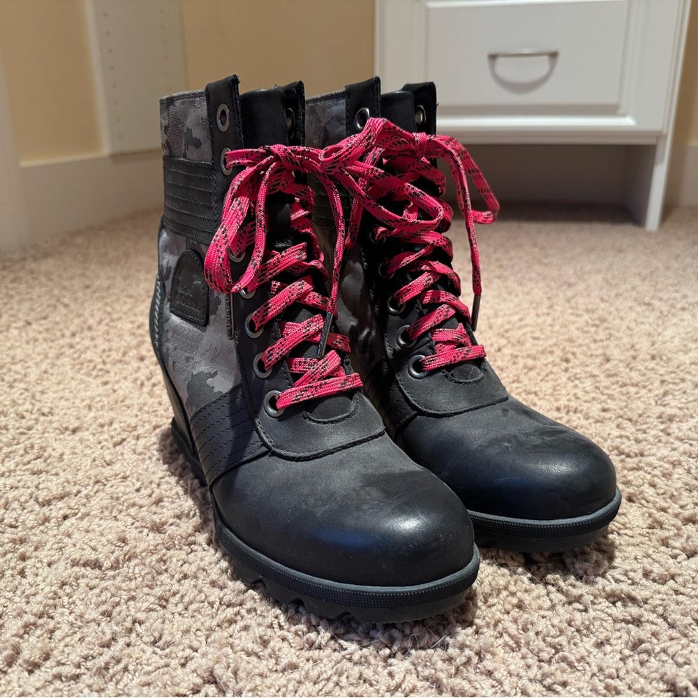 Stylish Black And Grey Boots w/ Pink Laces